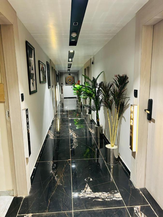 Hotel Marigold Naroda アーメダバード エクステリア 写真
