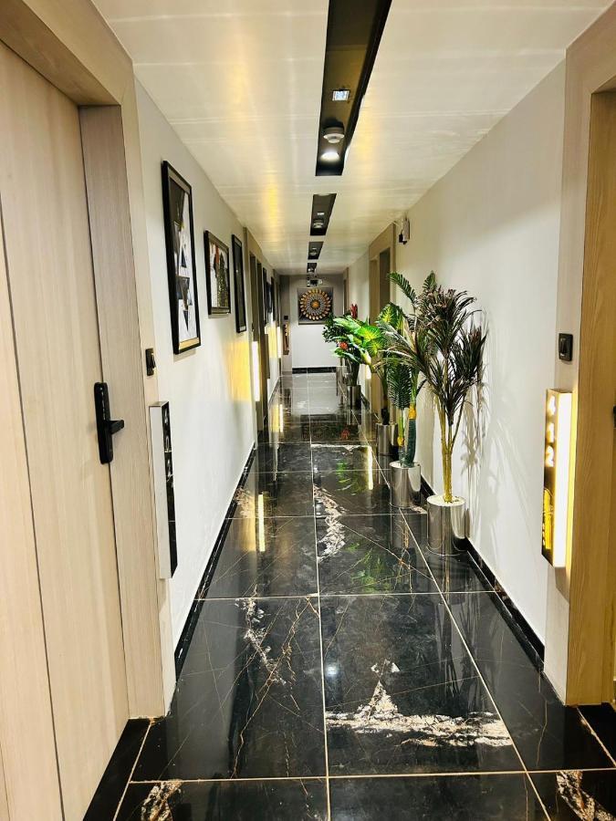 Hotel Marigold Naroda アーメダバード エクステリア 写真
